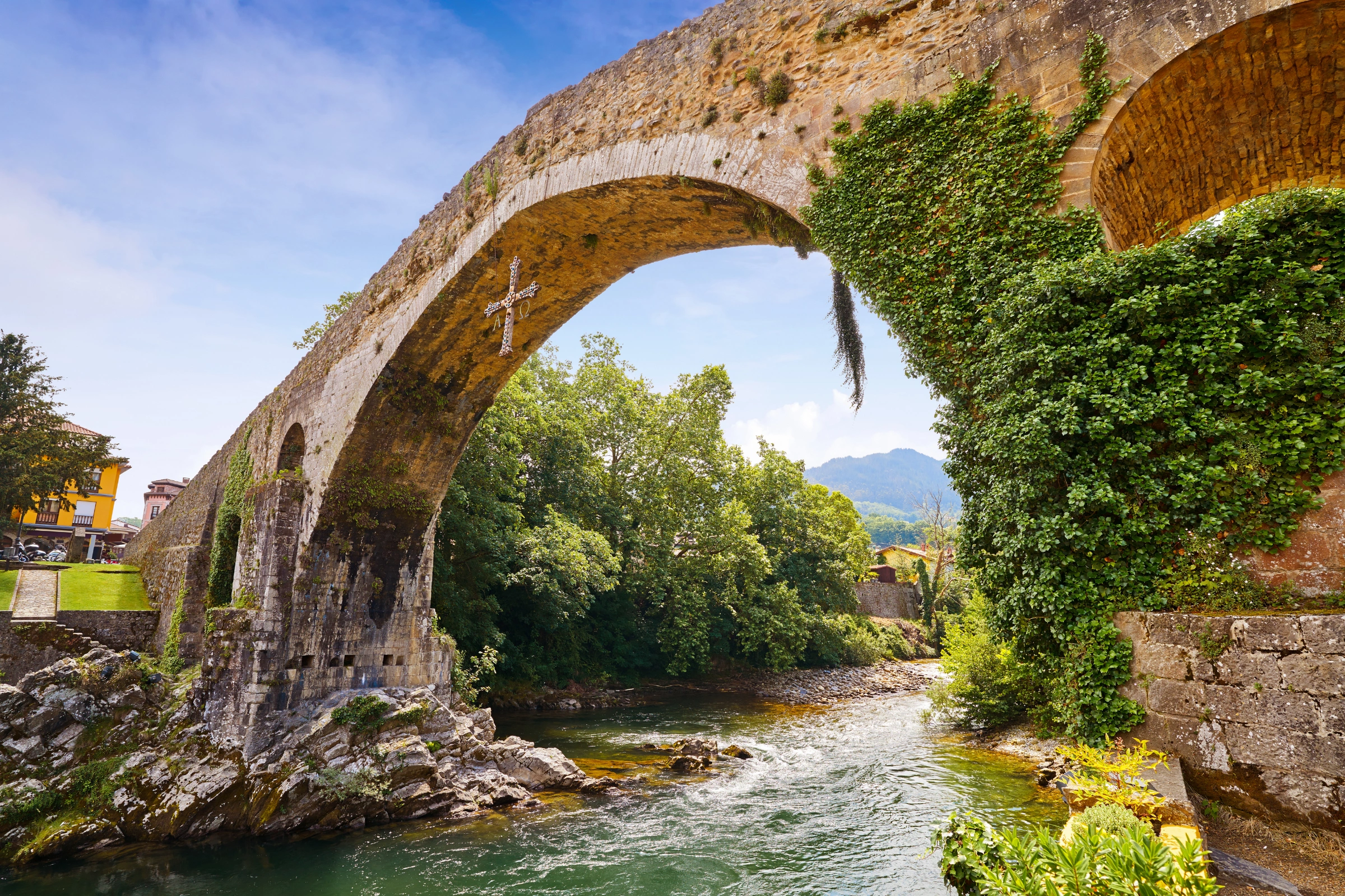 Cangas_de_Onis[1].webp